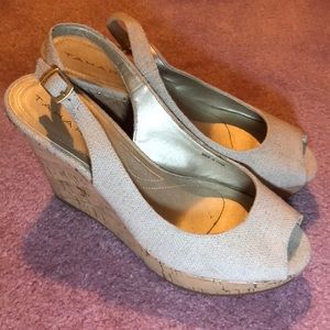 Tahari peeptoe cork wedge heels